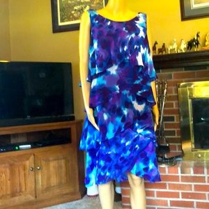 Fun and flirty S L Fashions Dress